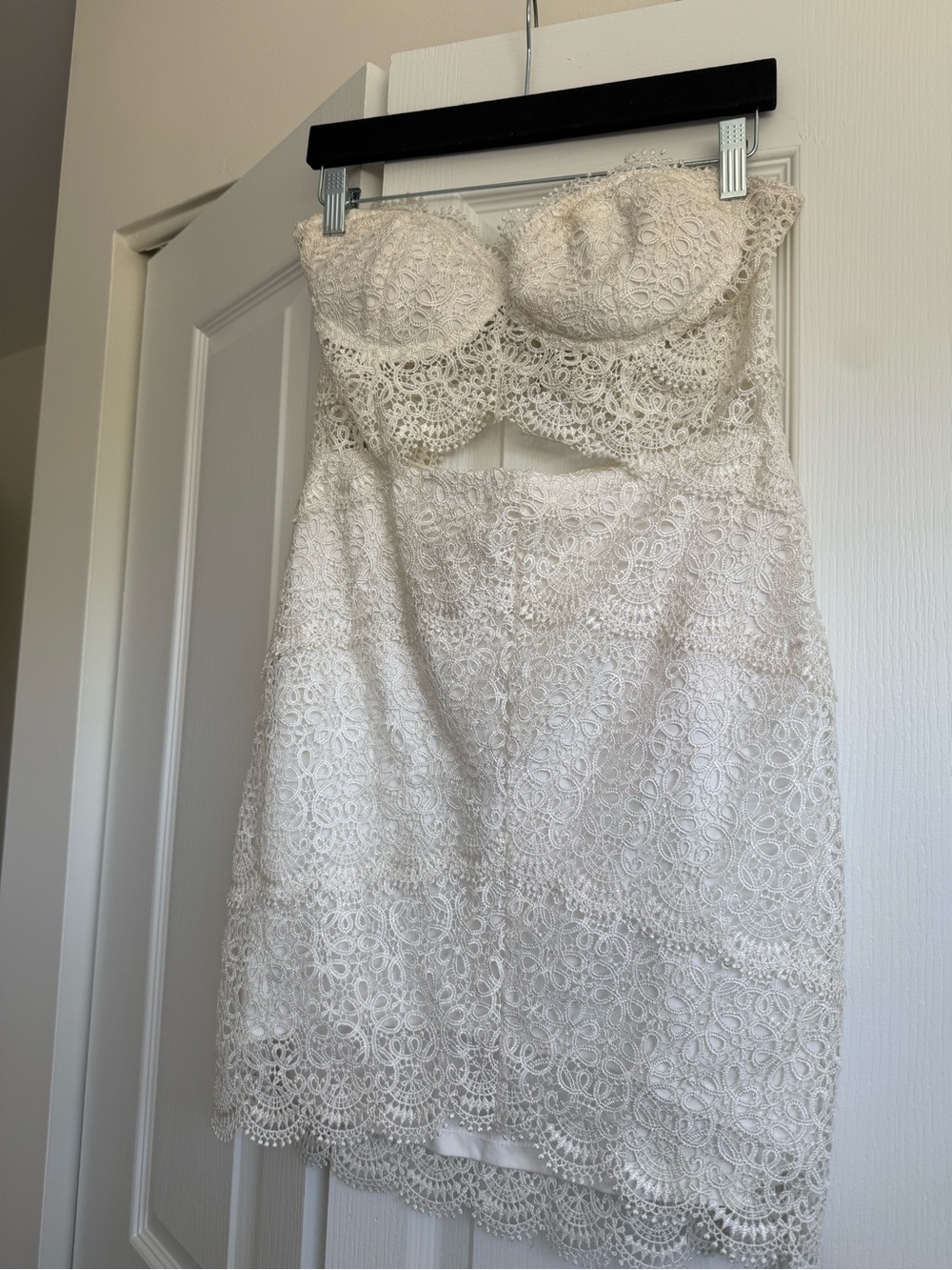a'gaci Ivory Strapless Lace Mini Dress